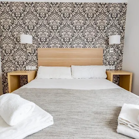 Fun Building Flats By Homeabout * Màlaga