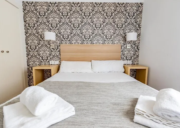 Fun Building Flats By Homeabout * Màlaga