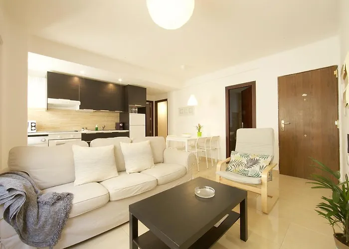 Fun Building Flats By Homeabout * Màlaga