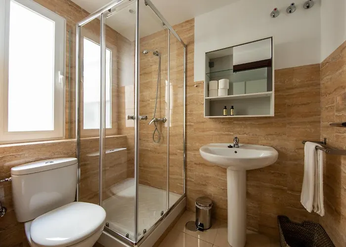Fun Building Flats By Homeabout Màlaga
